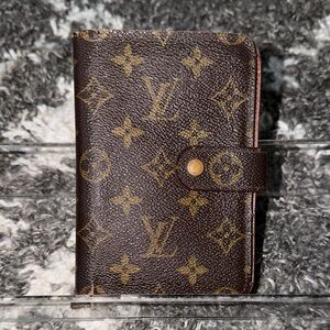 Preloved Louis Vuitton Monogram Porte Papier Zipper Bifold Wallet